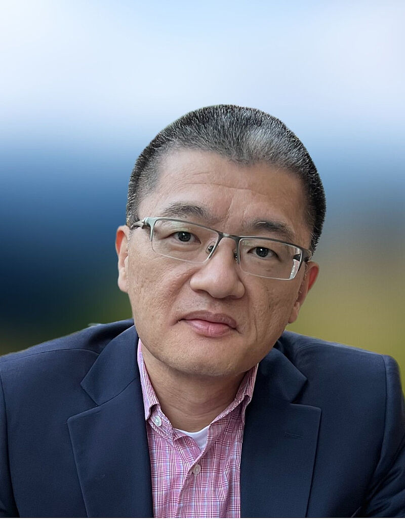 Portrait of Bin Xu