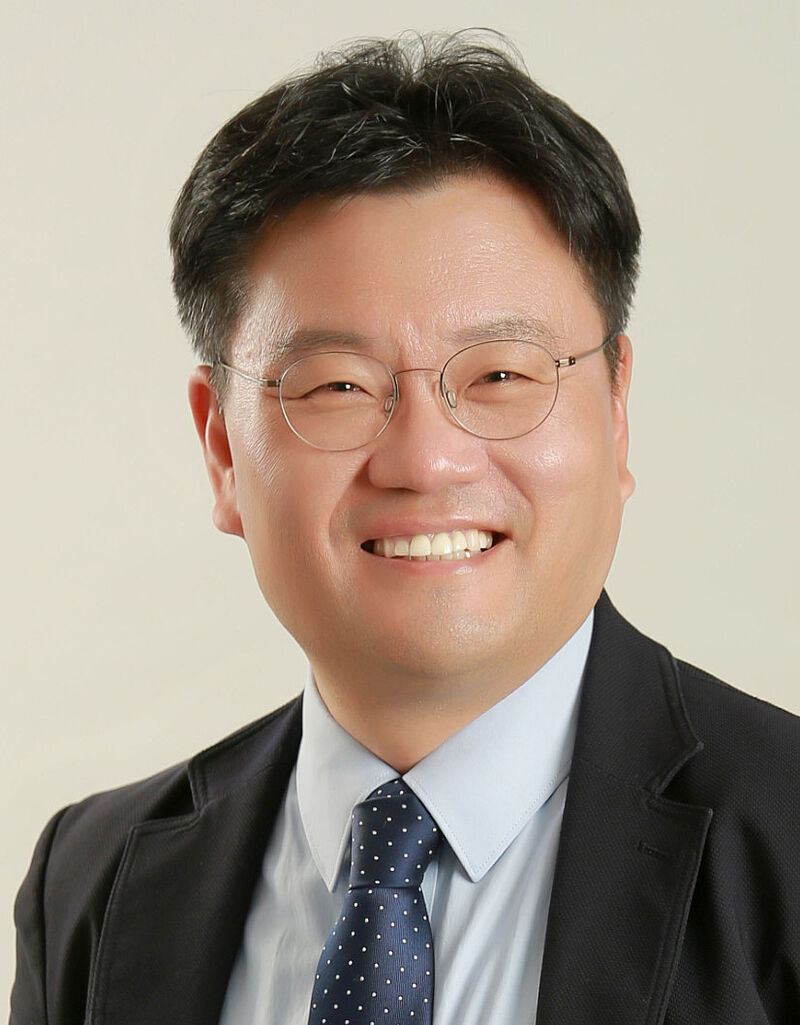 Portrait of Bee Yun