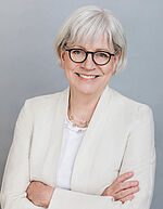 Portrait of Jutta Brunnée