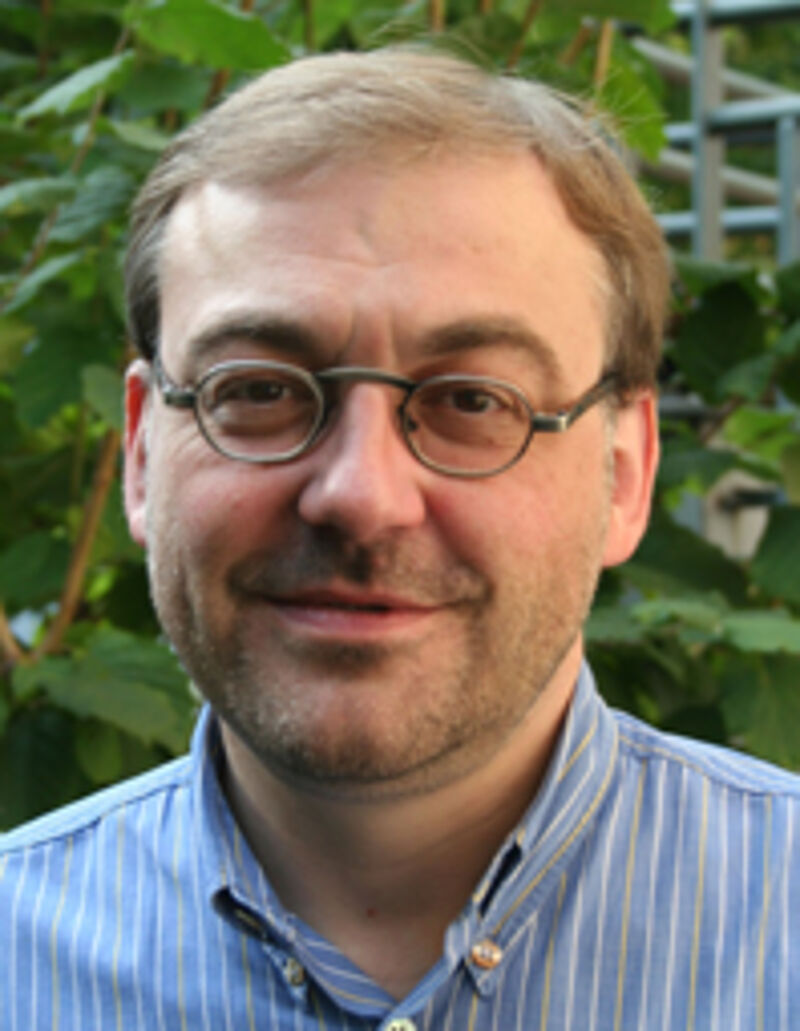 Portrait of Thomas Bauer