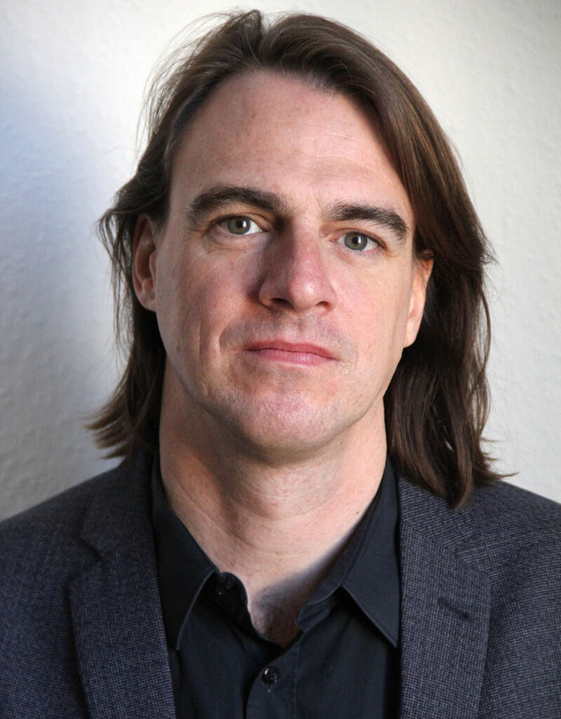 Portrait of Martin Saar