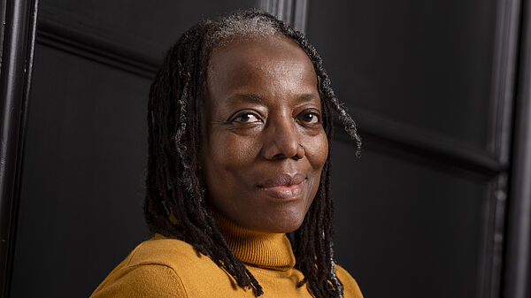 Portrait von Tsitsi Dangarembga